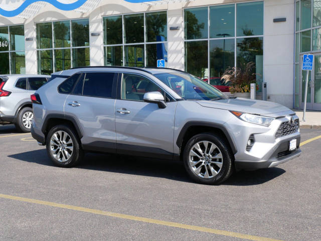 2019 Toyota RAV4 Limited AWD photo