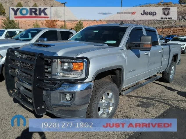 2019 GMC Sierra 2500HD SLE 4WD photo