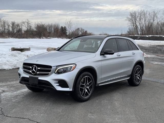 2019 Mercedes-Benz GLC-Class GLC 300 AWD photo