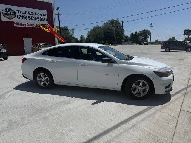 2018 Chevrolet Malibu LS FWD photo