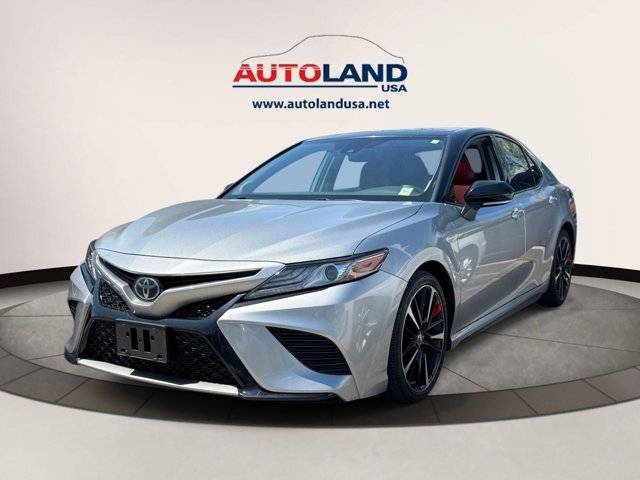 2019 Toyota Camry XSE FWD photo