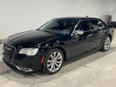 2018 Chrysler 300 Limited RWD photo