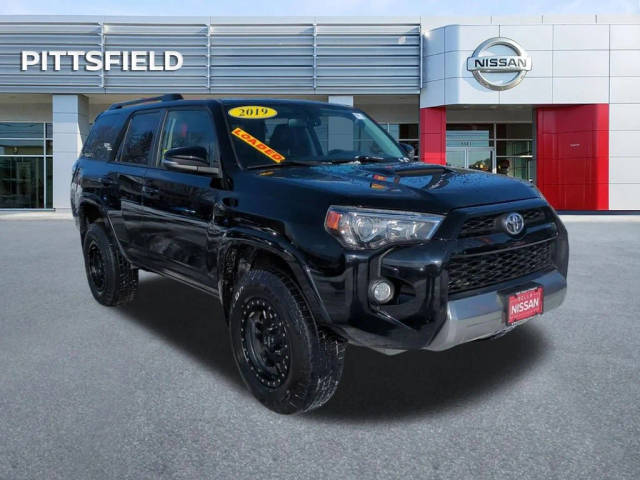 2019 Toyota 4Runner TRD Off Road Premium 4WD photo