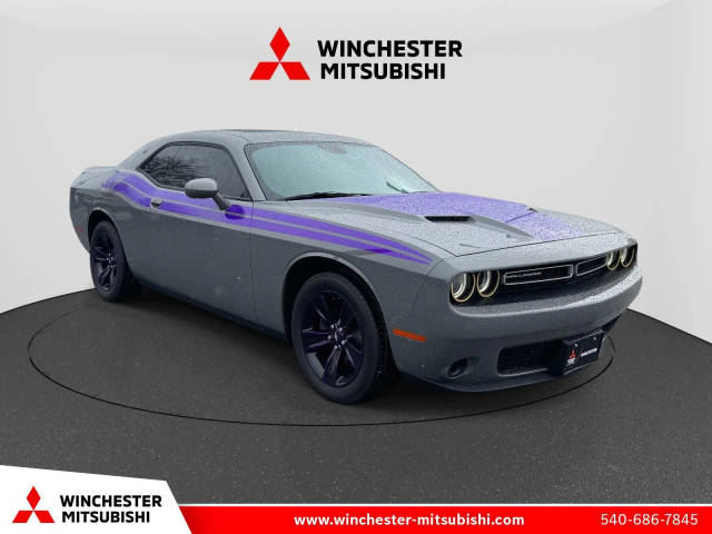 2019 Dodge Challenger SXT RWD photo