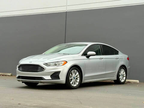 2019 Ford Fusion SE FWD photo