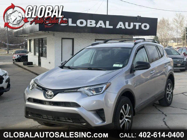 2016 Toyota RAV4 LE AWD photo