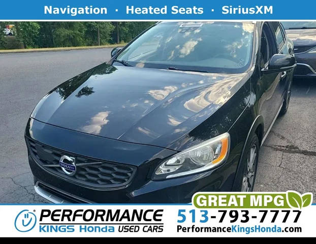 2018 Volvo V60 Cross Country  AWD photo