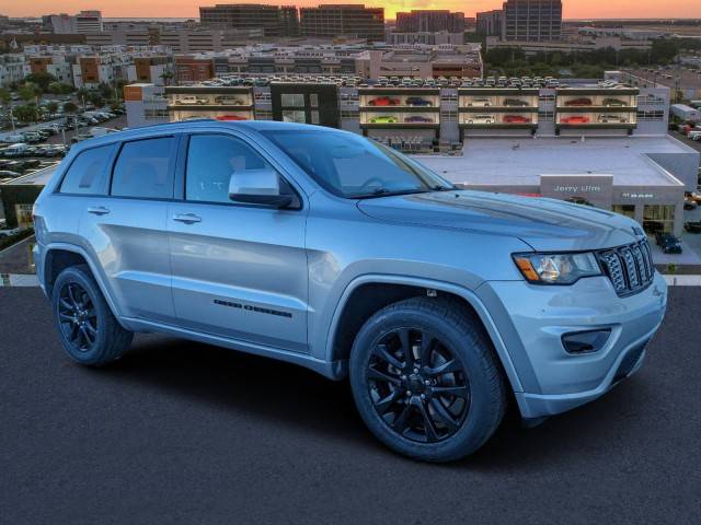 2019 Jeep Grand Cherokee Altitude 4WD photo