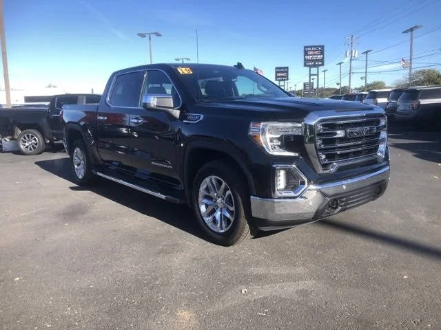 2019 GMC Sierra 1500 SLT 4WD photo