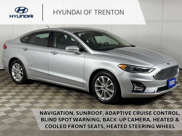 2019 Ford Fusion Energi Titanium FWD photo