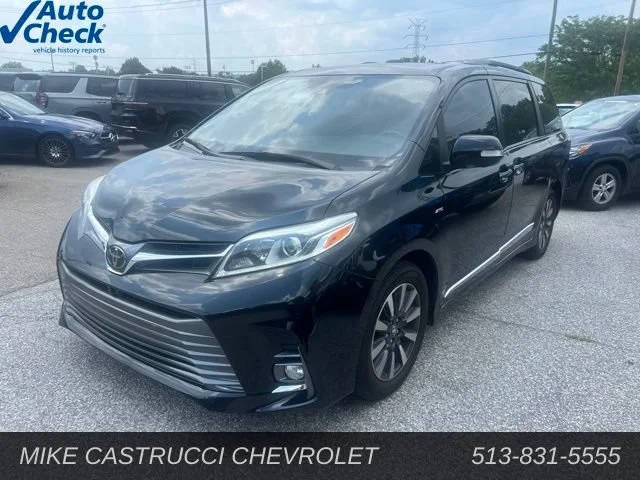 2019 Toyota Sienna Limited Premium AWD photo