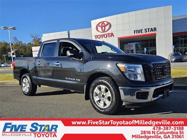2019 Nissan Titan SV 4WD photo