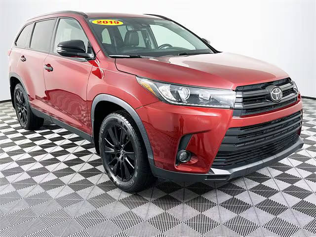 2019 Toyota Highlander SE AWD photo