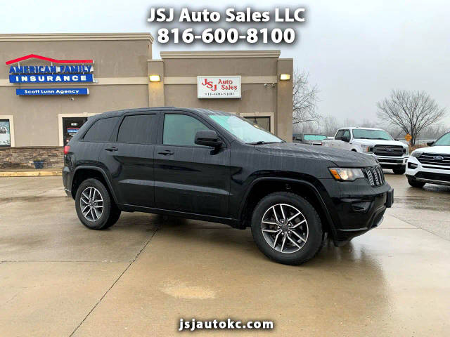 2019 Jeep Grand Cherokee Altitude 4WD photo