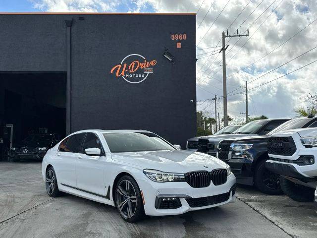 2019 BMW 7 Series 740i RWD photo