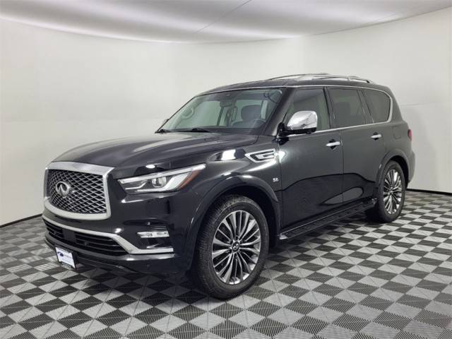 2019 Infiniti QX80 LUXE 4WD photo