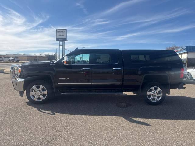 2019 GMC Sierra 2500HD SLT 4WD photo