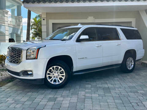 2018 GMC Yukon XL SLT RWD photo