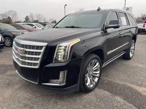 2018 Cadillac Escalade Premium Luxury 4WD photo