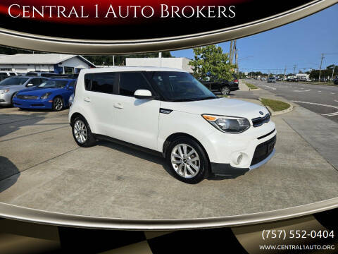 2018 Kia Soul + FWD photo