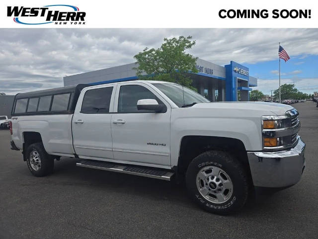 2018 Chevrolet Silverado 2500HD LT 4WD photo