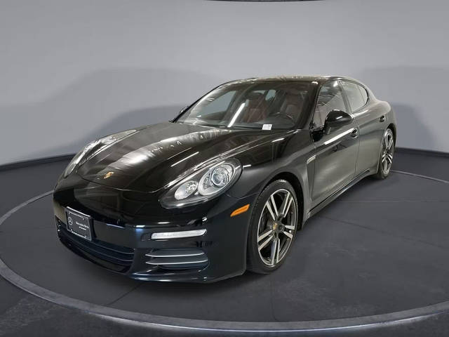 2016 Porsche Panamera 4 Edition AWD photo