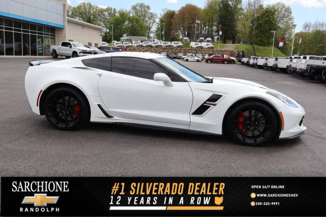 2019 Chevrolet Corvette Grand Sport 2LT RWD photo