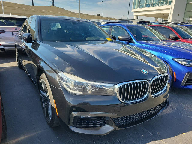 2019 BMW 7 Series 740i RWD photo