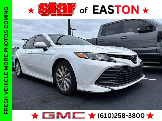 2019 Toyota Camry LE FWD photo