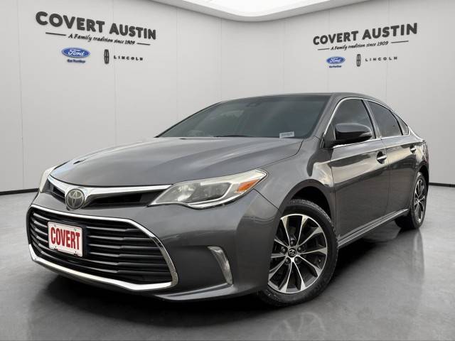 2018 Toyota Avalon XLE FWD photo