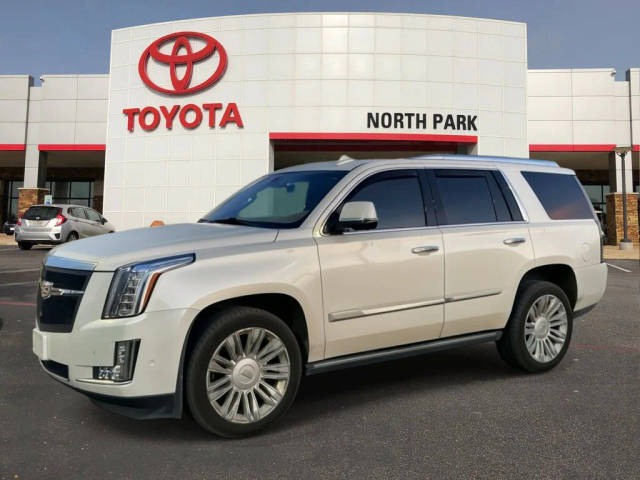 2019 Cadillac Escalade Platinum RWD photo