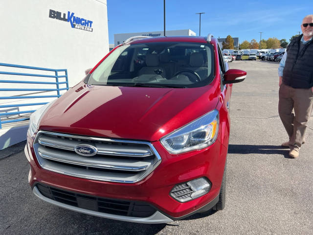 2019 Ford Escape Titanium 4WD photo