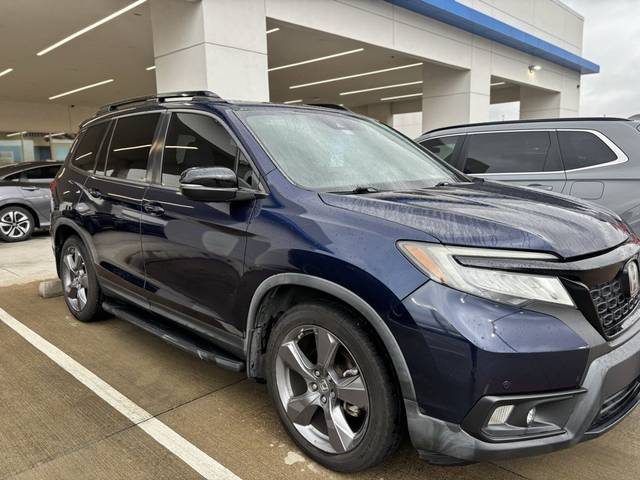 2019 Honda Passport Touring FWD photo