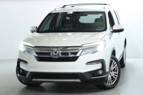 2019 Honda Pilot Touring 8-Passenger AWD photo