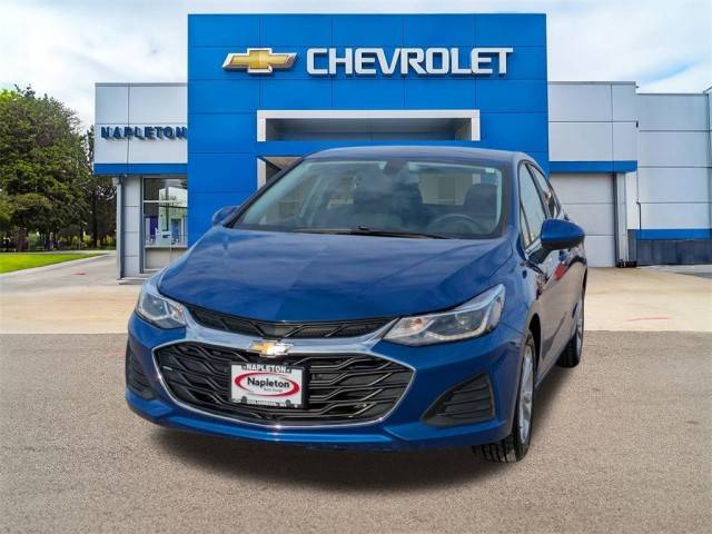 2019 Chevrolet Cruze LT FWD photo