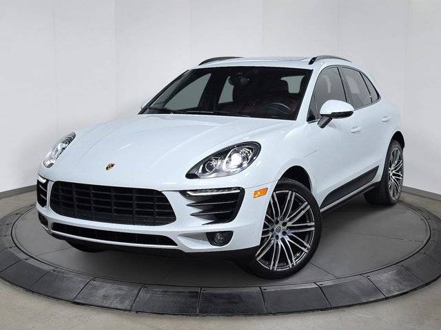 2018 Porsche Macan AWD photo
