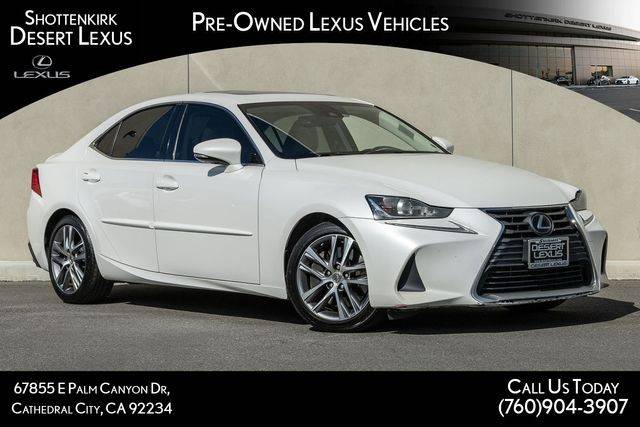 2019 Lexus IS IS 300 RWD photo