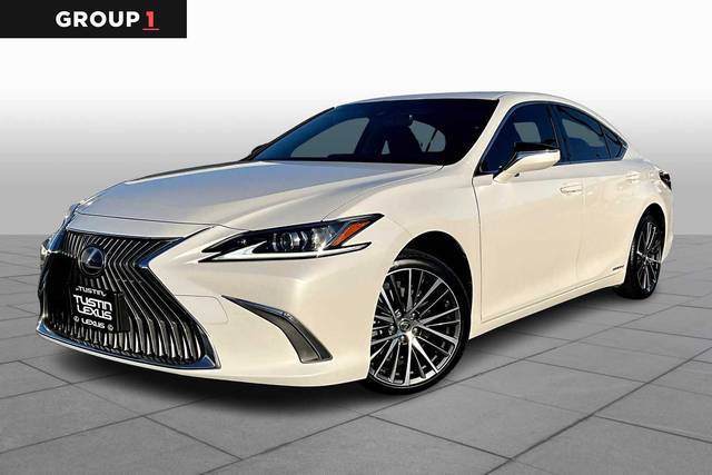 2019 Lexus ES ES 300h FWD photo