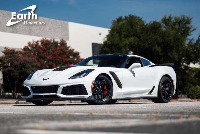 2019 Chevrolet Corvette ZR1 3ZR RWD photo