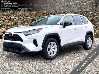 2019 Toyota RAV4 LE AWD photo
