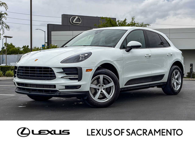 2019 Porsche Macan AWD photo