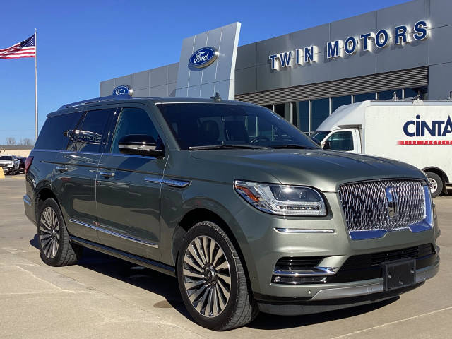 2019 Lincoln Navigator Reserve 4WD photo