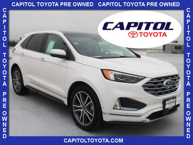 2019 Ford Edge Titanium AWD photo