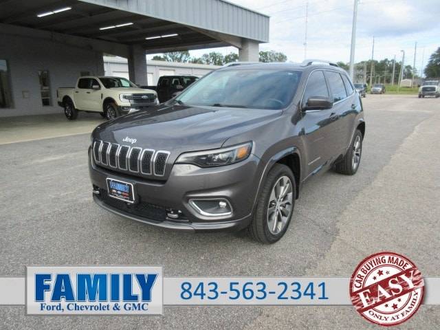 2019 Jeep Cherokee Overland 4WD photo