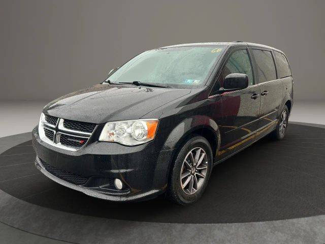 2017 Dodge Grand Caravan SXT FWD photo