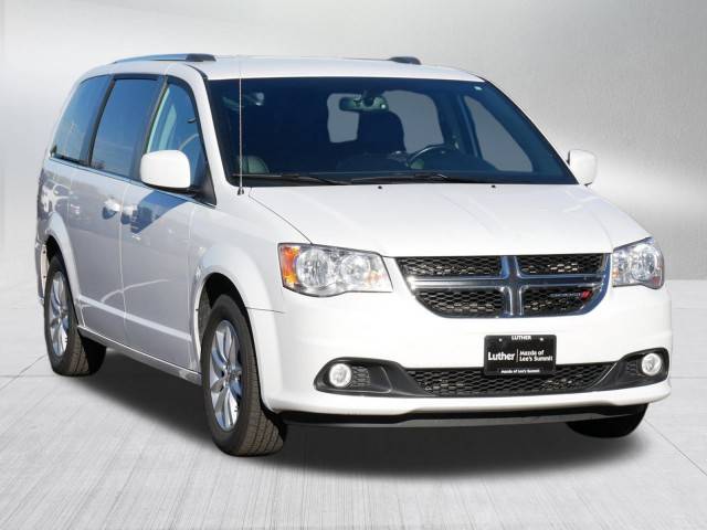 2018 Dodge Grand Caravan SXT FWD photo