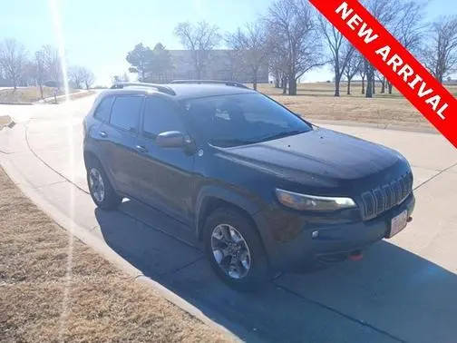 2019 Jeep Cherokee Trailhawk 4WD photo