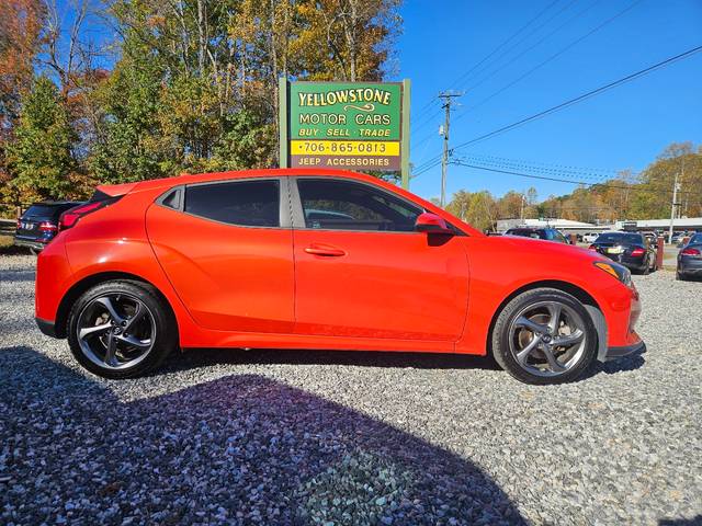 2019 Hyundai Veloster 2.0 FWD photo