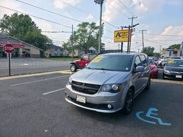 2019 Dodge Grand Caravan SE Plus FWD photo