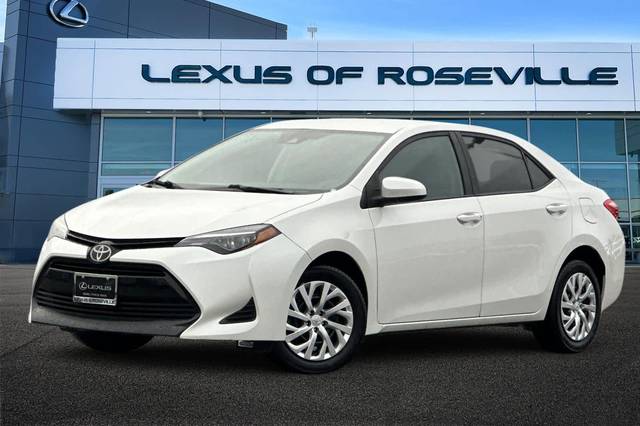 2019 Toyota Corolla LE FWD photo